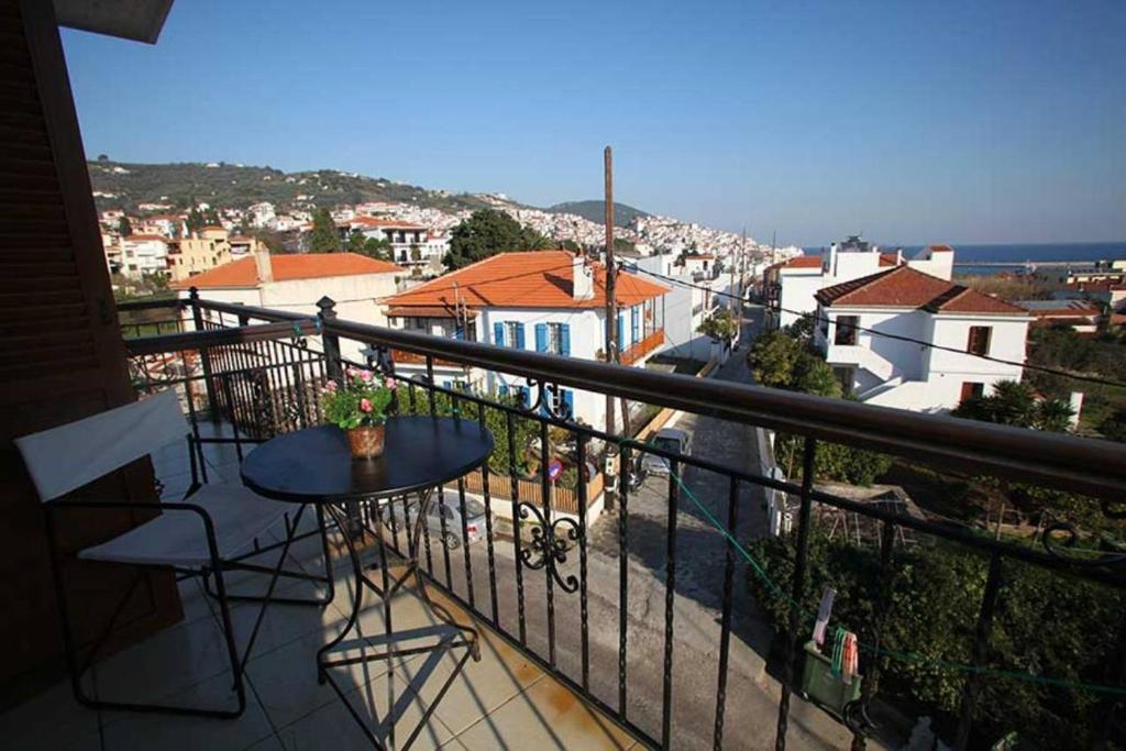 סקופלוס טאון Hotel Aggeliki מראה חיצוני תמונה