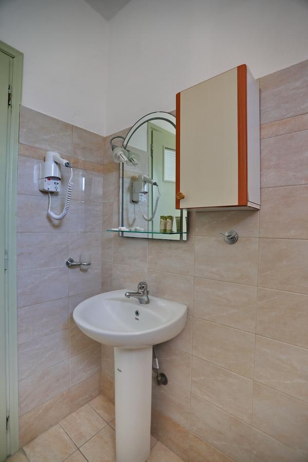 סקופלוס טאון Hotel Aggeliki מראה חיצוני תמונה